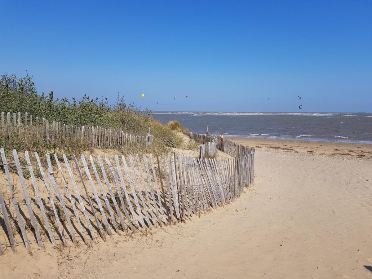 Mablethorpe Beach Caravan Humberston Exterior photo