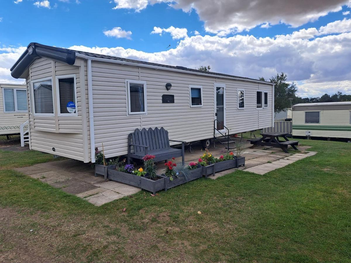 Mablethorpe Beach Caravan Humberston Exterior photo